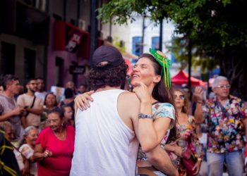 Sabadinho Bom mistura chorinho com ritmo junino, neste sábado